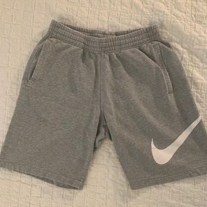 Men’s Nike Sportswear Club Fleece Logo Shorts